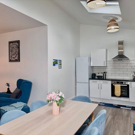Cosy 1-Bed Flat 30Min To Central London & Parking Exterior foto