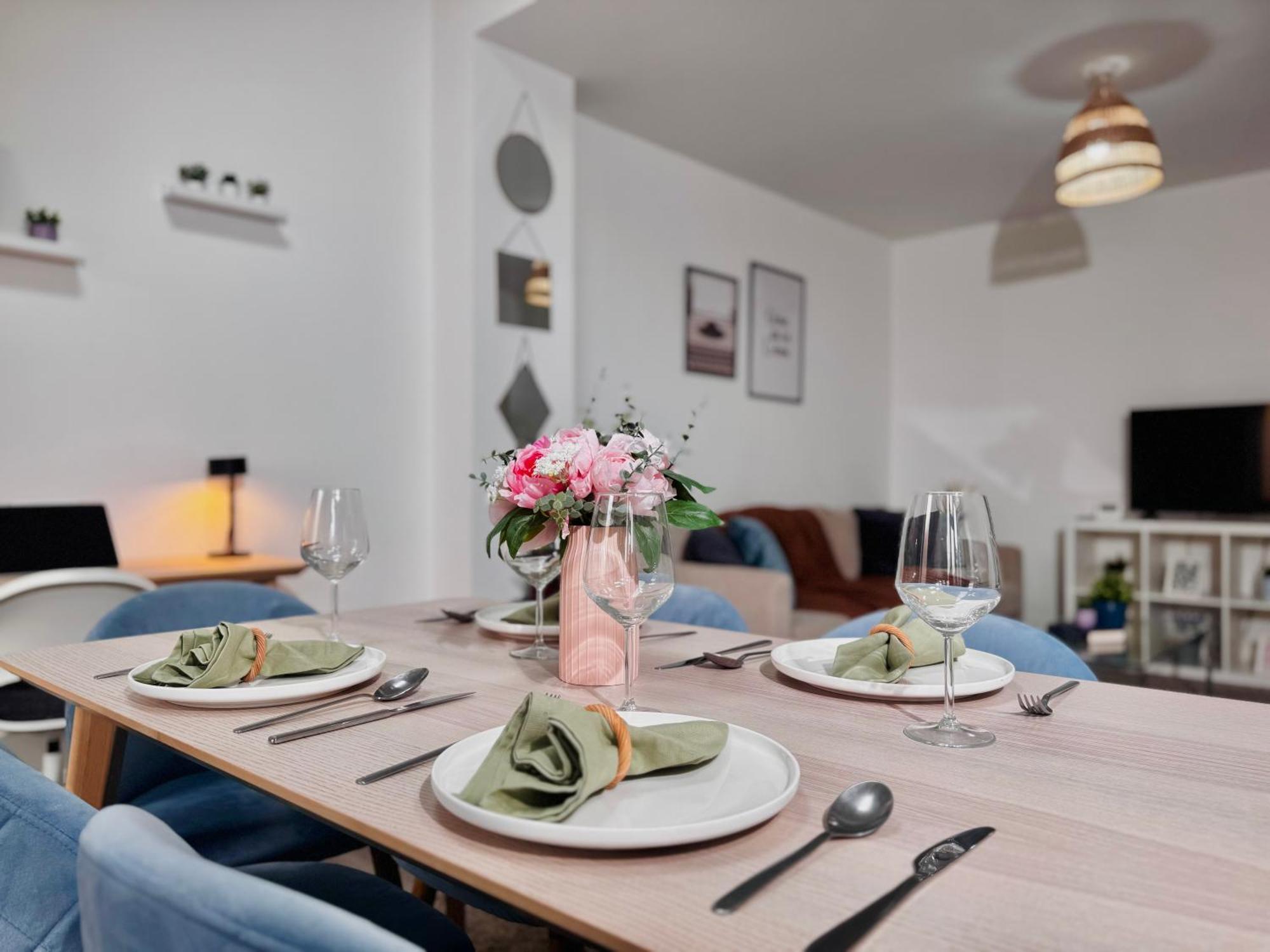 Cosy 1-Bed Flat 30Min To Central London & Parking Exterior foto
