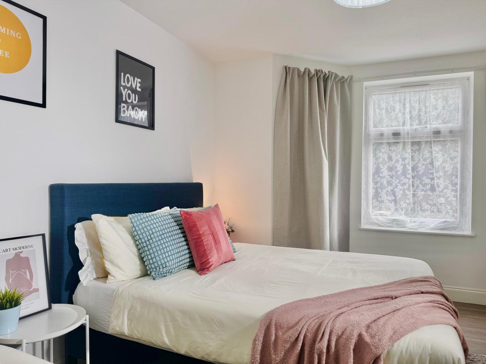 Cosy 1-Bed Flat 30Min To Central London & Parking Exterior foto